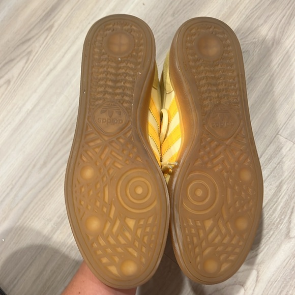 Yellow adidas gazelle main image 1